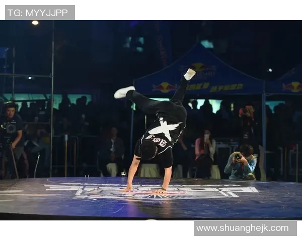 成都街舞队实力飙升引领潮流创新高排名震撼全场 成都街舞队实力飙升引领潮流创新高排名震撼全场