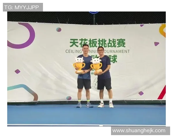 成都网球队在世界杯中的灵活性表现引发热议展现出卓越的竞技水平与团队合作精神 成都网球队在世界杯中的灵活性表现引发热议展现出卓越的竞技水平与团队合作精神